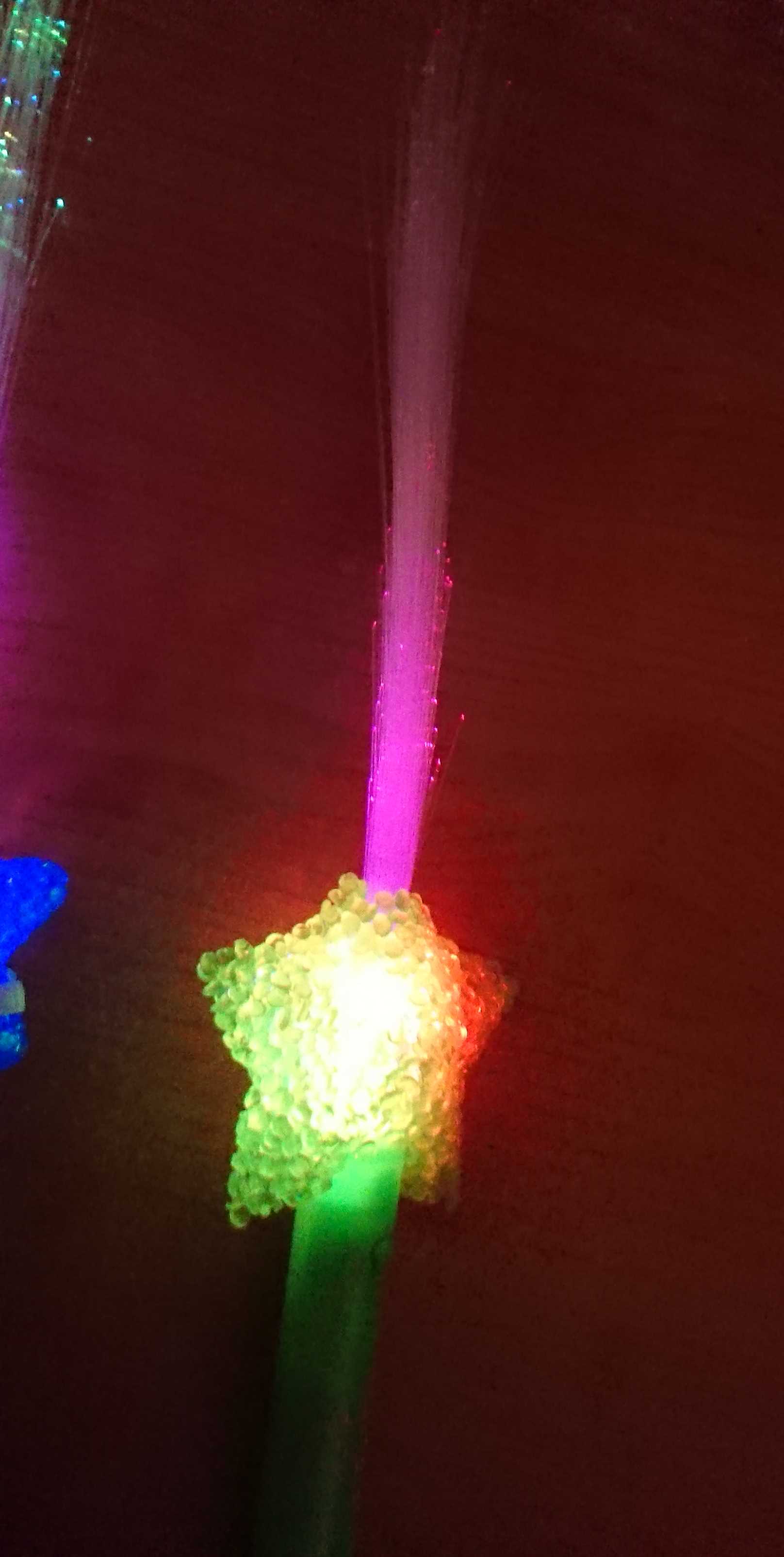 3 Stück LED Herz Leuchtstab Glasfaser 4 Farben Blinkstab Partystab  Leuchtwedel