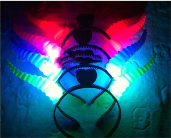 LED Licht Hoerner Teufels Hörner lang gedreht 9 cm turned horns blau rot pink grün