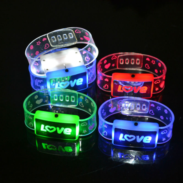 love armband
